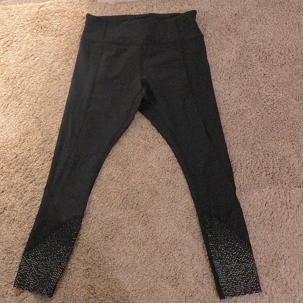 Black Lululemon leggings